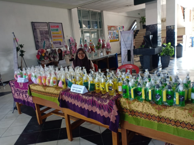 Pameran Produk Siswa Akhir Semester